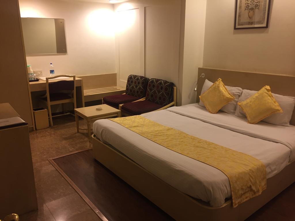 Hotel Amer Palace Bhopál Kültér fotó