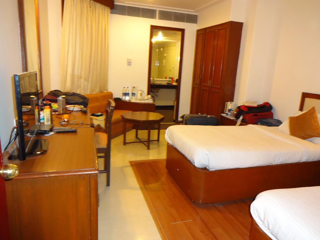 Hotel Amer Palace Bhopál Szoba fotó