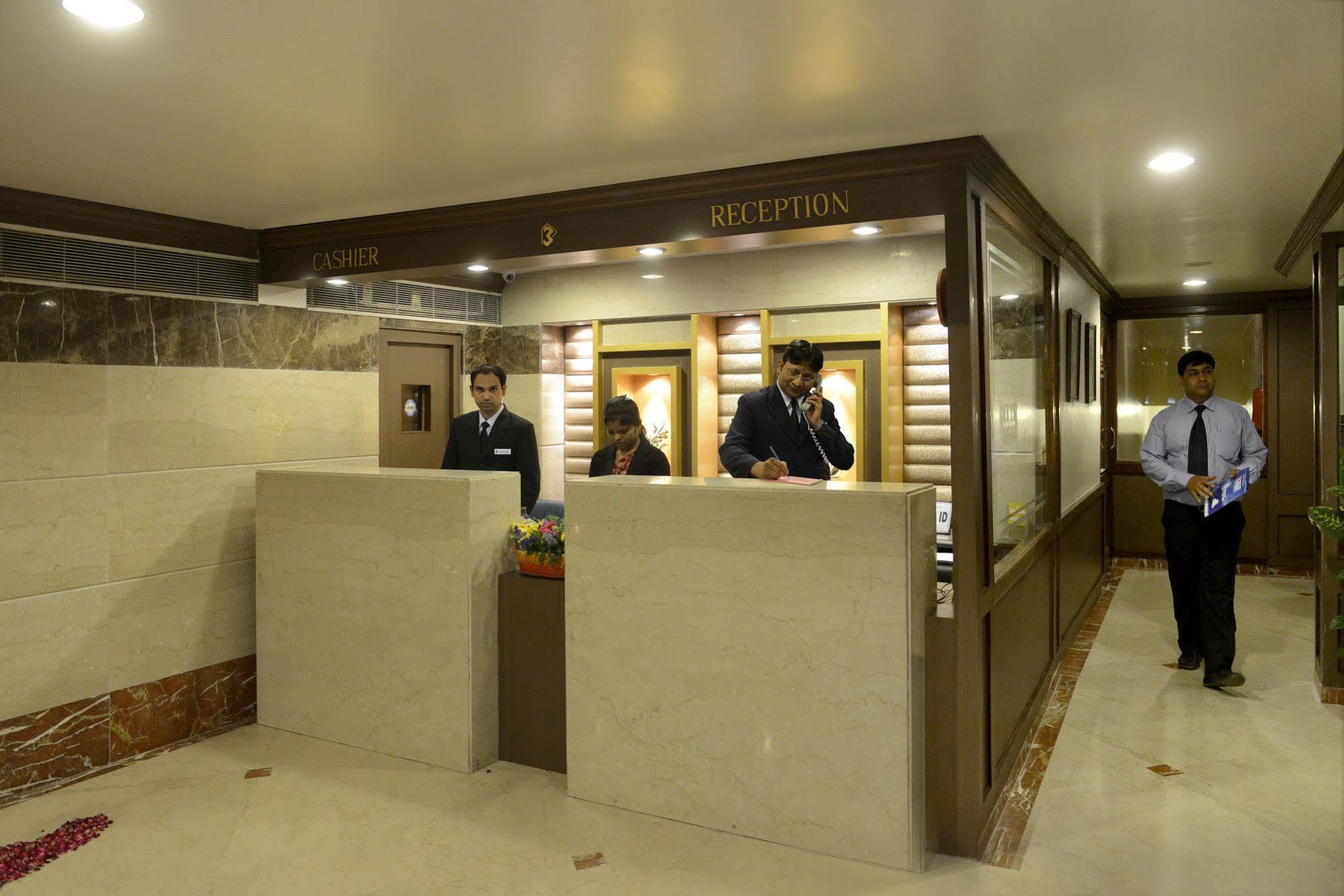 Hotel Amer Palace Bhopál Kültér fotó